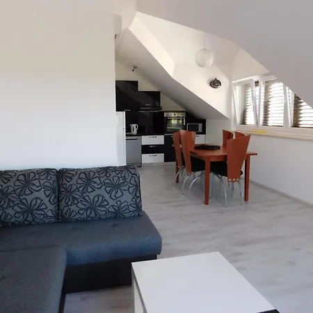 With Parking Space Povlja, Brac - 21089 Apartamento Povlja (Brac)